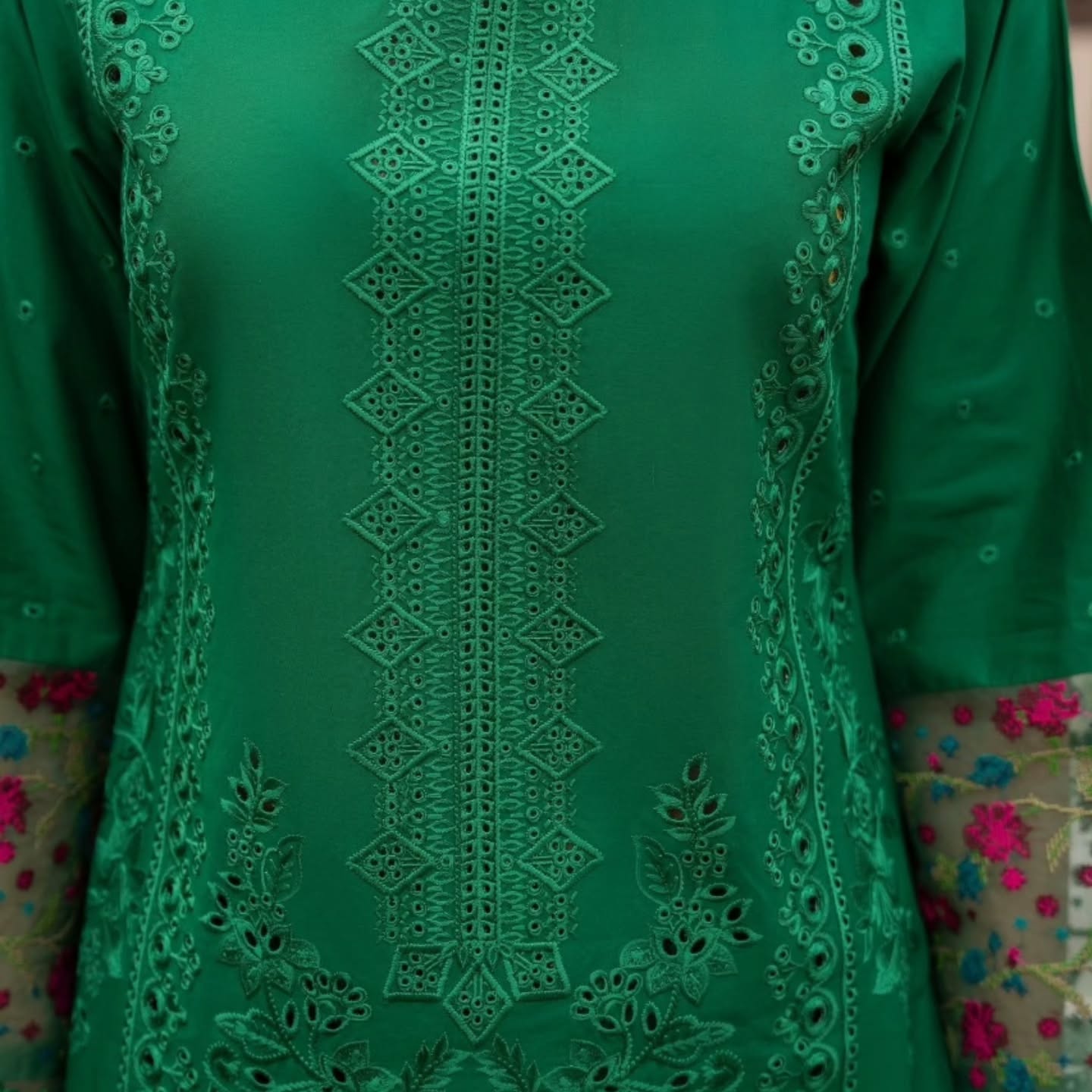 Karma Apsara | Pine Green