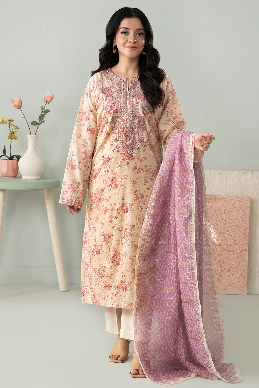 Embroidered Kurta Dupatta - 1672