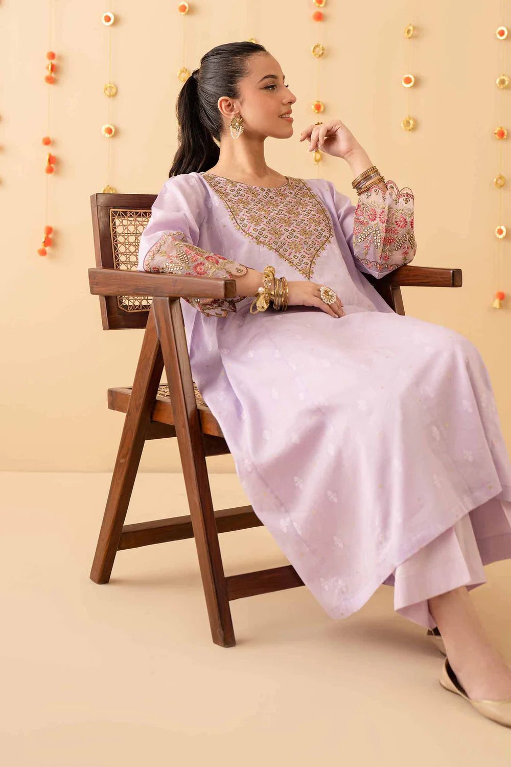 2 Piece - Embroidered Suit - PE25-142