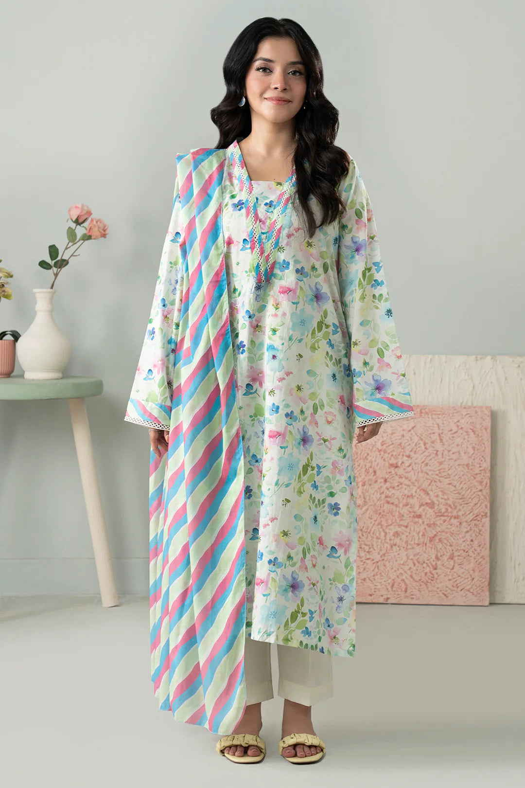 Kurta Dupatta Trouser - 1518